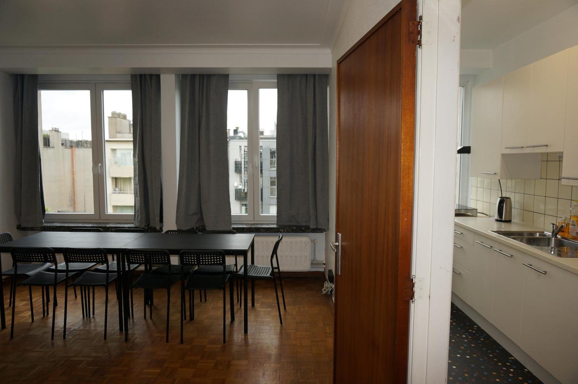 Belga Apartment 3 Bedrooms. 안트베르펜 외부 사진